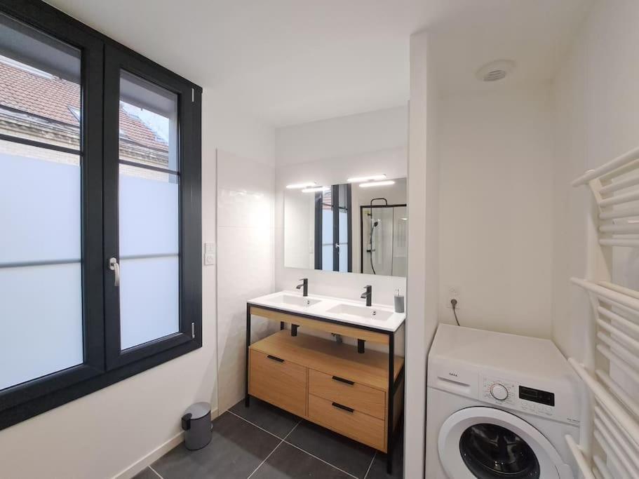 Ferienwohnung Antibes, Duplex Lumineux Reims Exterior foto