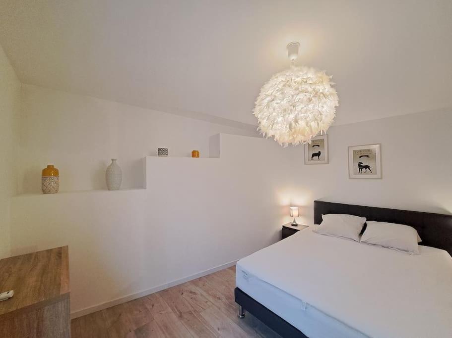Ferienwohnung Antibes, Duplex Lumineux Reims Exterior foto